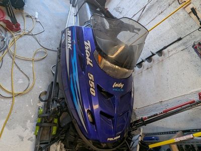 2000 Polaris Indy 550 Fan-Cooled Snowmobile – Must Sell, Moving!