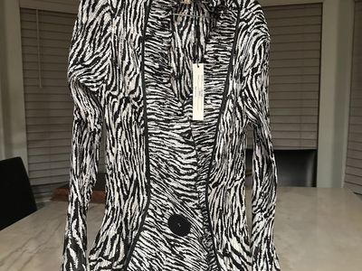 NWT Jerry New York -. Women's Zebra Print Polyester Open Front Collared Top & Skirt Set - Size S