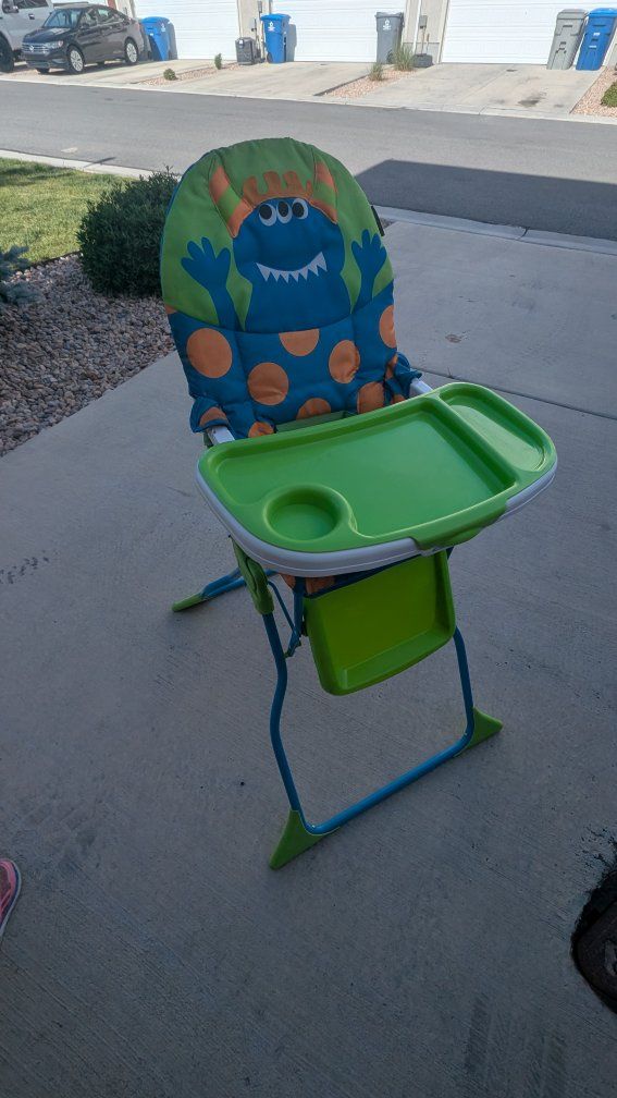Folding Baby High Chair -very portable