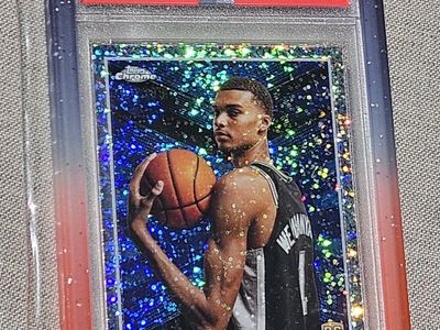 2023 Topps Chrome Victor Wembanyama Speckle Refractor Rookie PSA 9 Mint #205/299