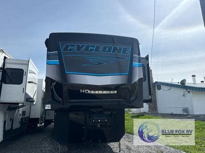 Used 2023 Heartland Cyclone 4014C