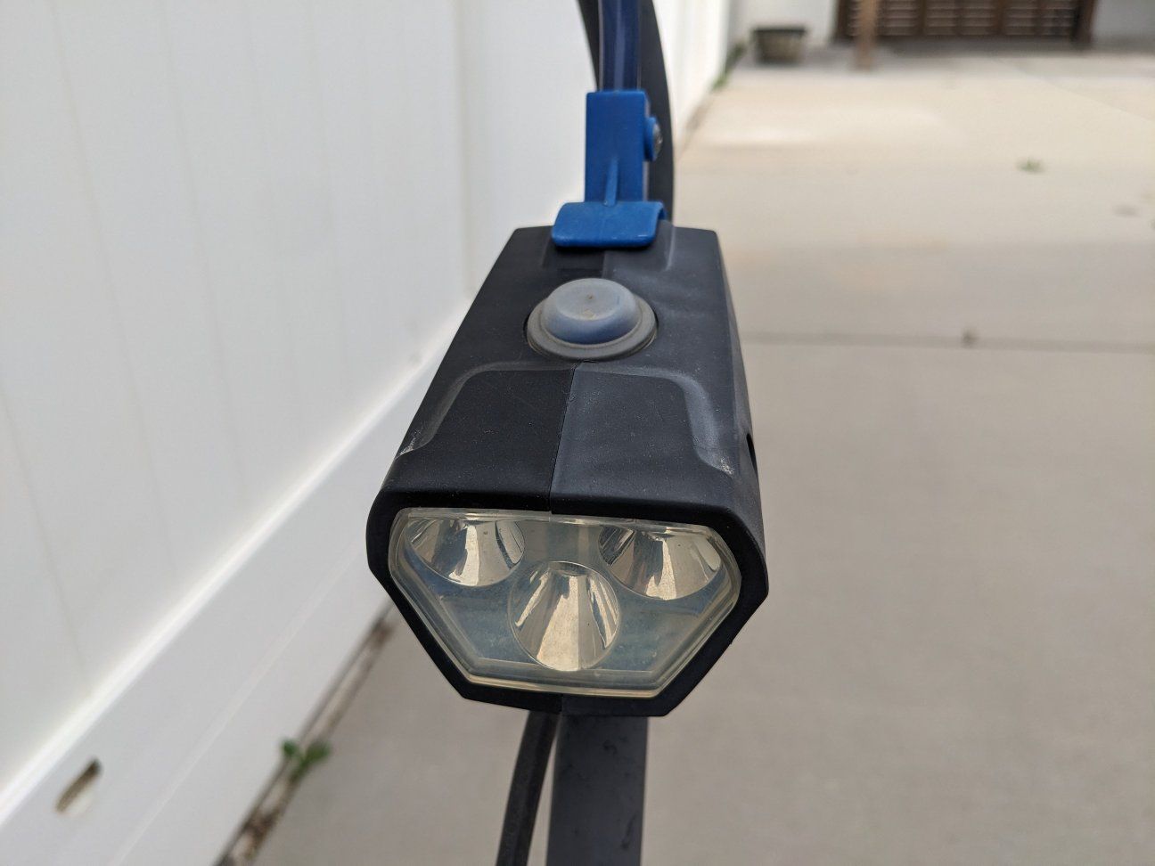 Main image 4
