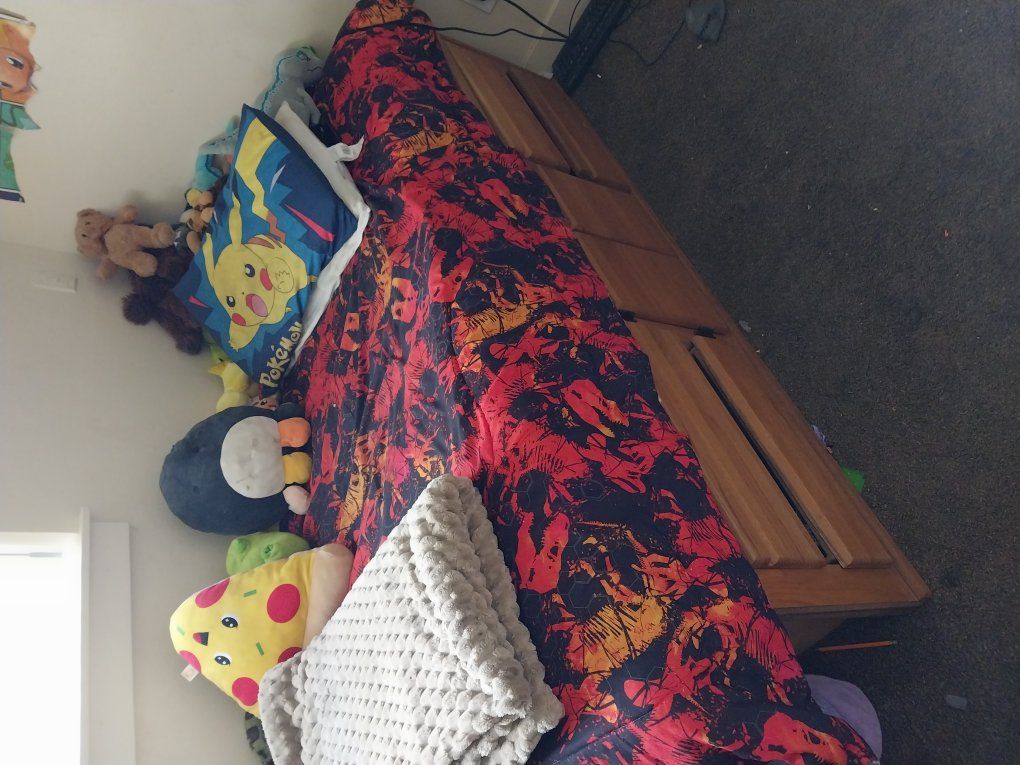 Captains Bed w/ Twin mattress