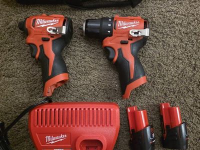 New Milwaukee M12 Brushless Cordless Subcompact Drill & Impact Driver Combo Kit