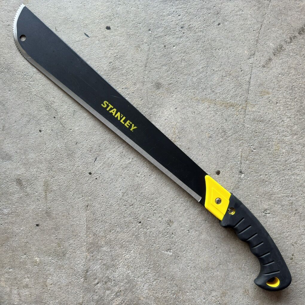 Stanley 18” Yard Brush Clearing Tool