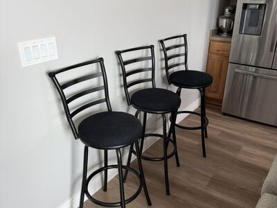 Bar Stools (x3)