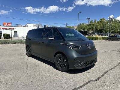 2025 Volkswagen ID. Buzz Pro S Plus 4Motion