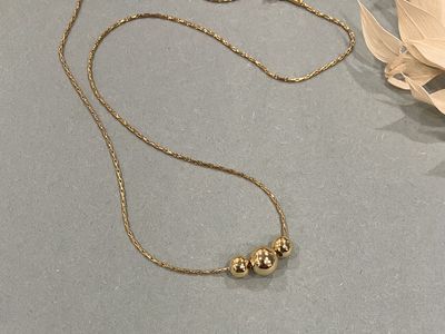 Minimalist Style Dainty Golden Bead Necklace
