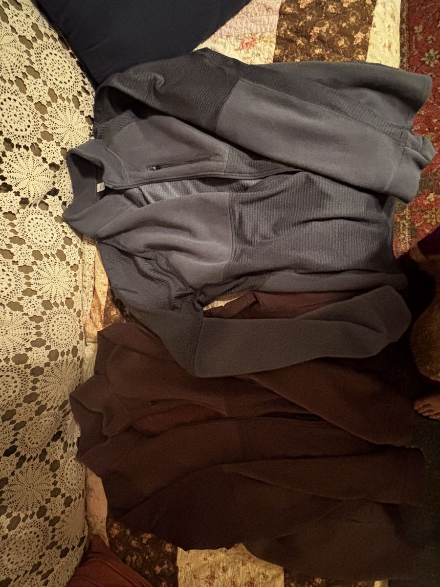 Lot of 2 Fleece Zip-Up Jackets Grid Pattern Size XL 