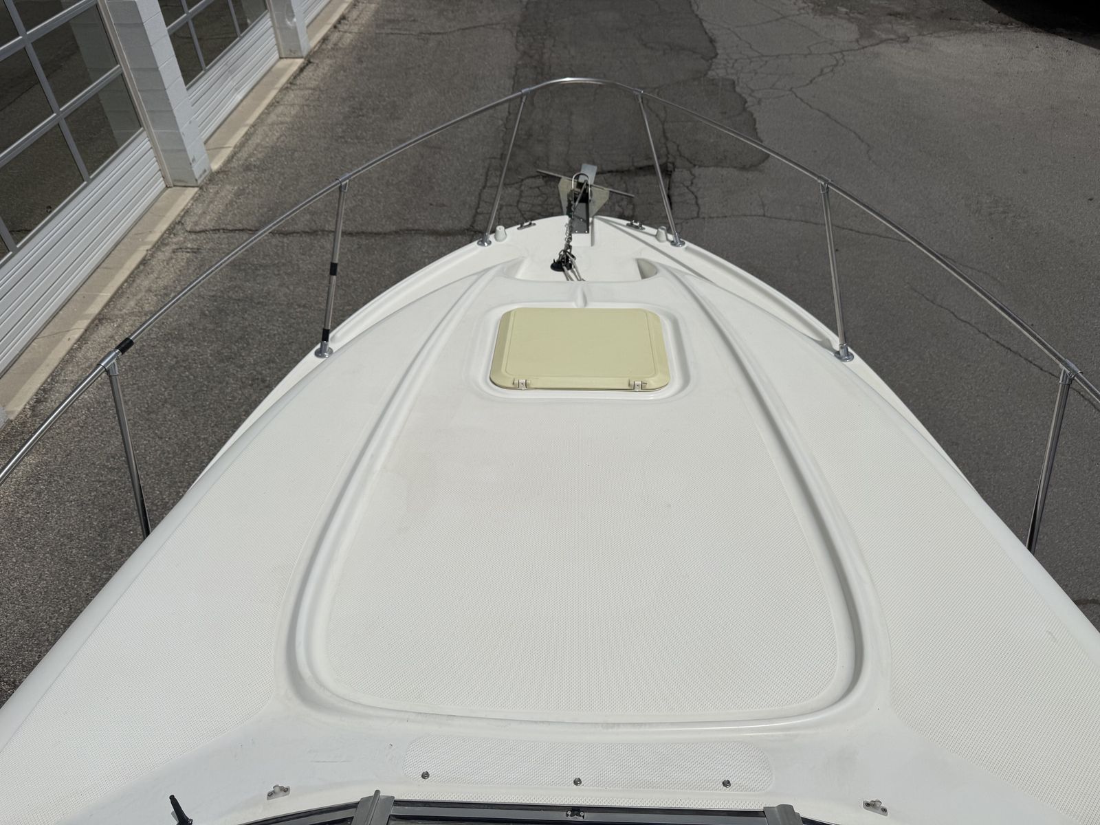 Main image 10