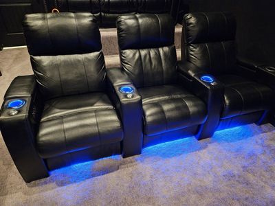 Seatcraft zero gravity Home Theater Seating Power
