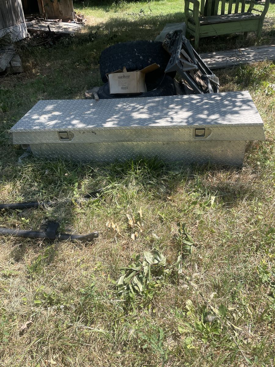 Main image 2