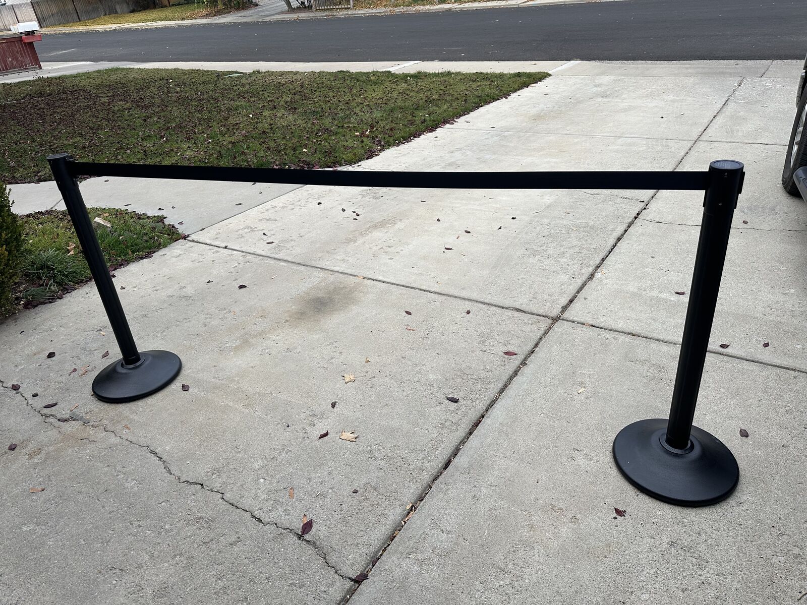 Stanchions (2Pack) US Weight Sentry with Retractable Belt