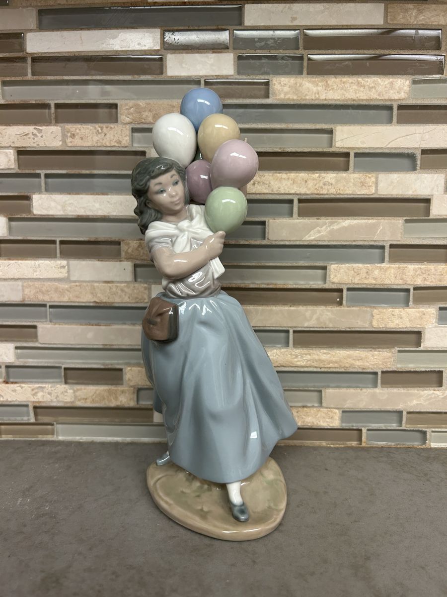 Lladro Balloons for Sale Porcelain Figurine
