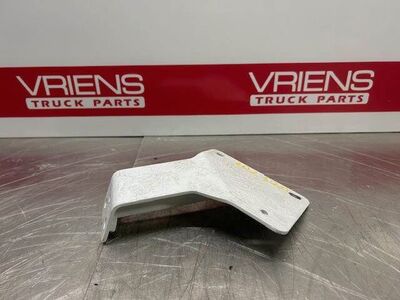 Peterbilt 567 Bracket