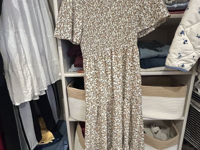 Fhernvi Dress Size Small!!!!