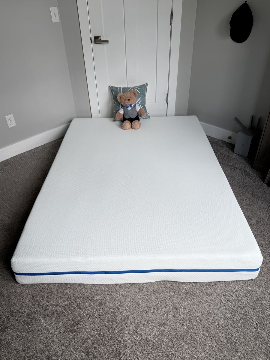 Nectar kids mattress (Full)
