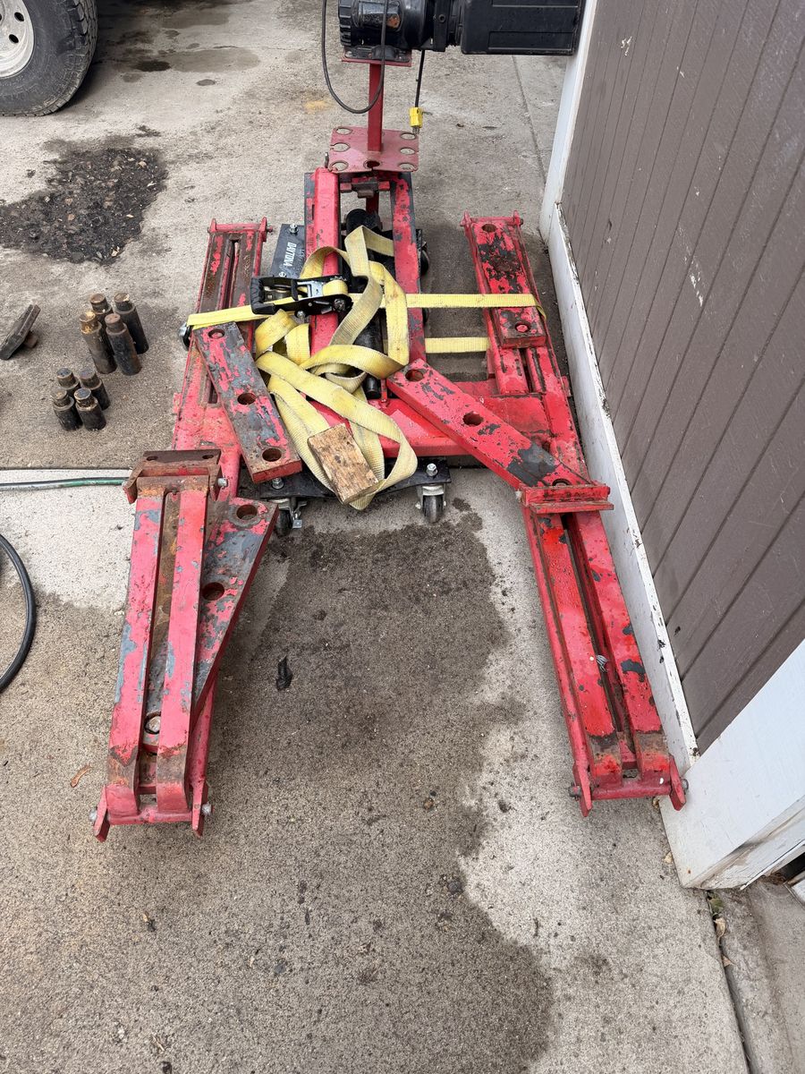 Hydraulic Mid-Rise Scissor Auto Lift Frame with Power Unit and Accessories. 