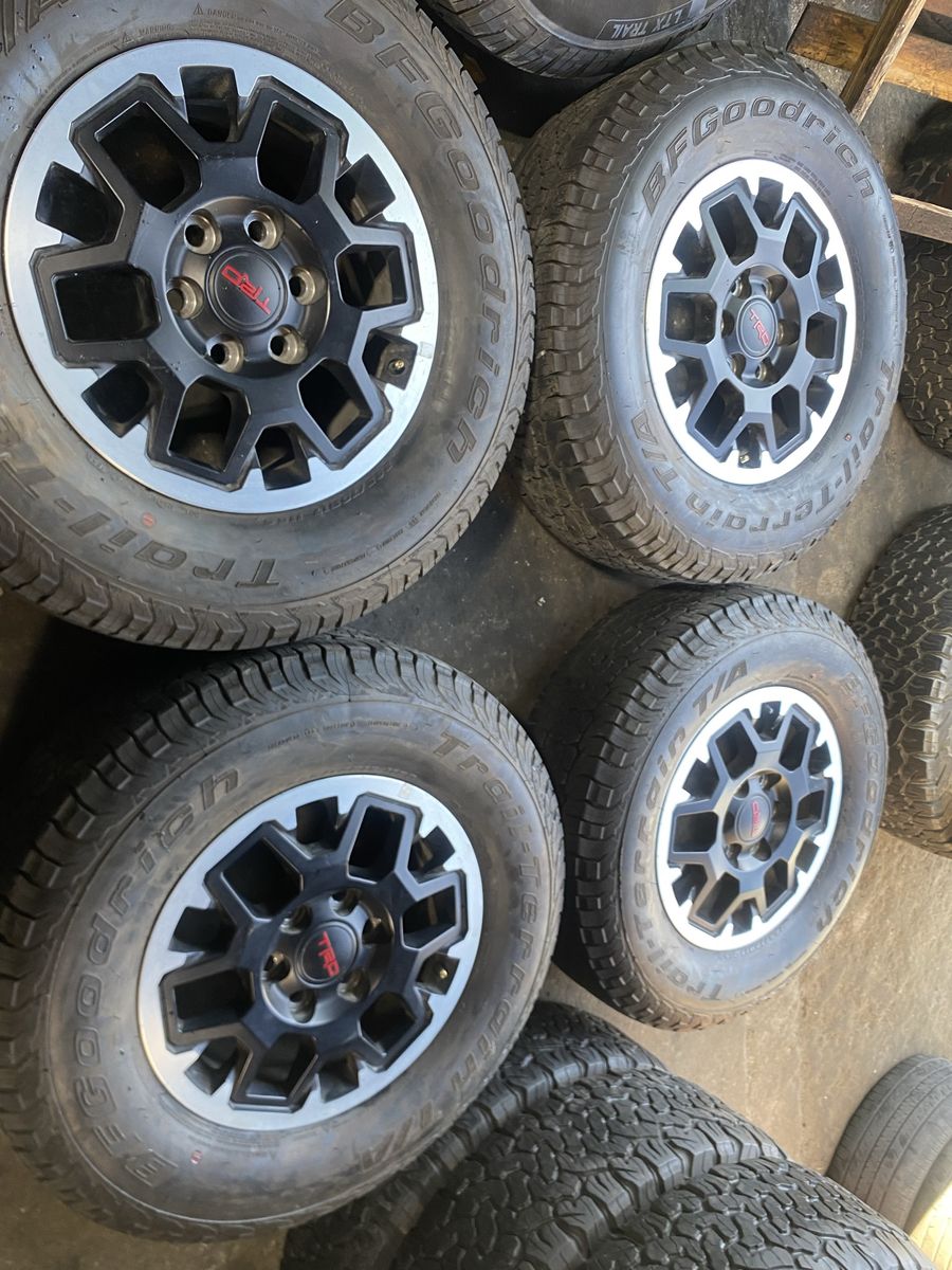RIMS TIRES  GOOD CONDITION TOYOTA TACOMA 4 RUNER TIRES BFGOODRICH P265-70-17 ALL TERRAIN 99% TREAD LAK NEW