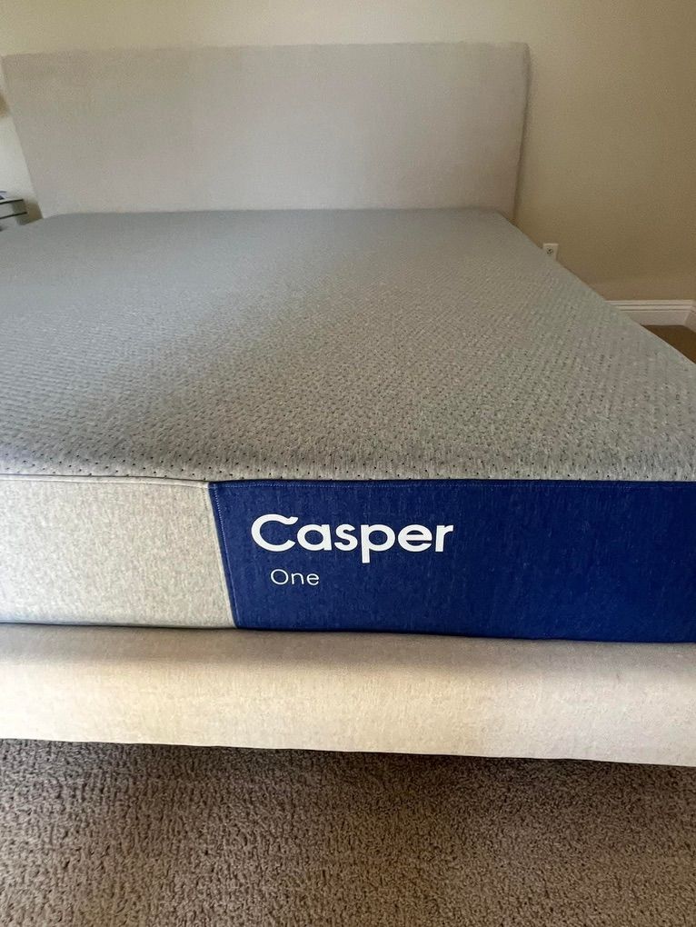 Queen mattress, Casper, One, Excellent condition!
