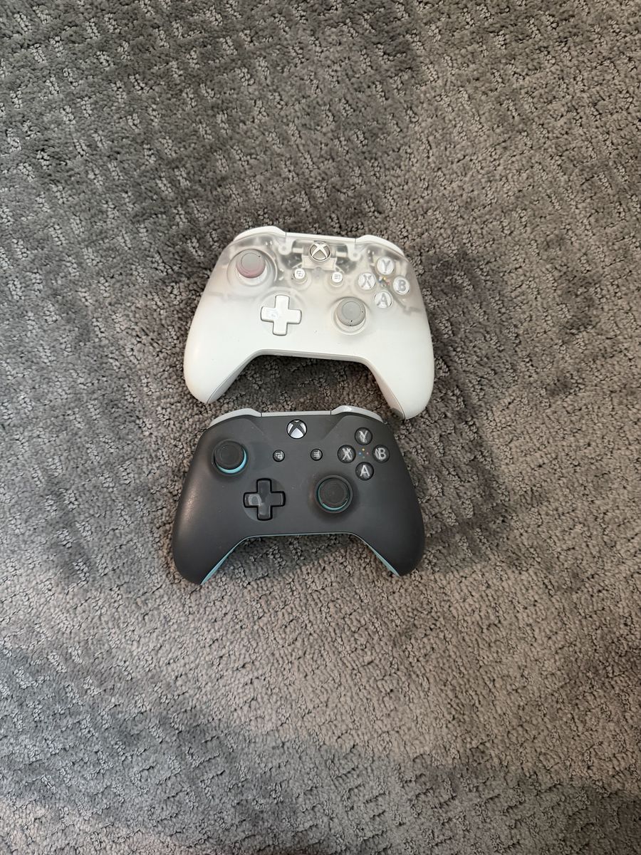 Xbox One Wireless Controllers - White Transparent & Gray/Teal