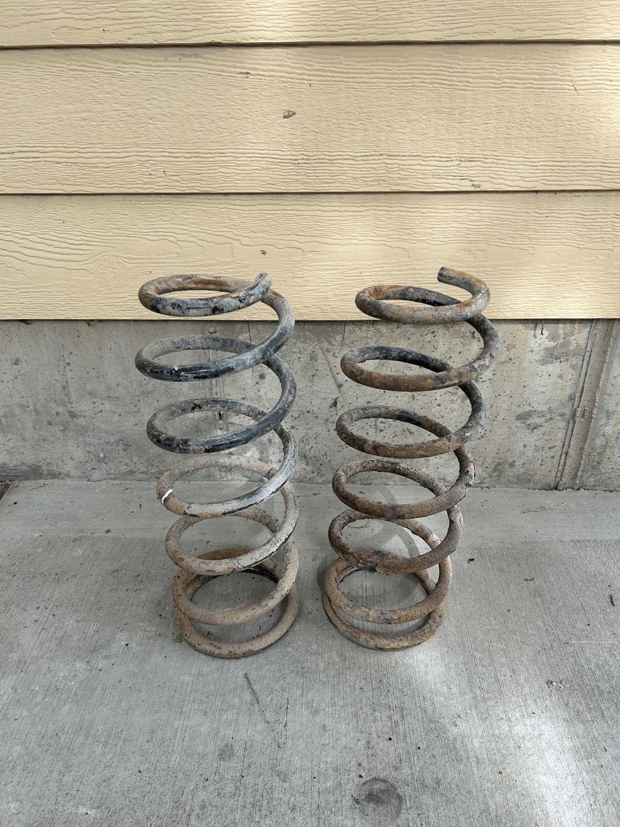 80 series Land Cruiser rear springs
