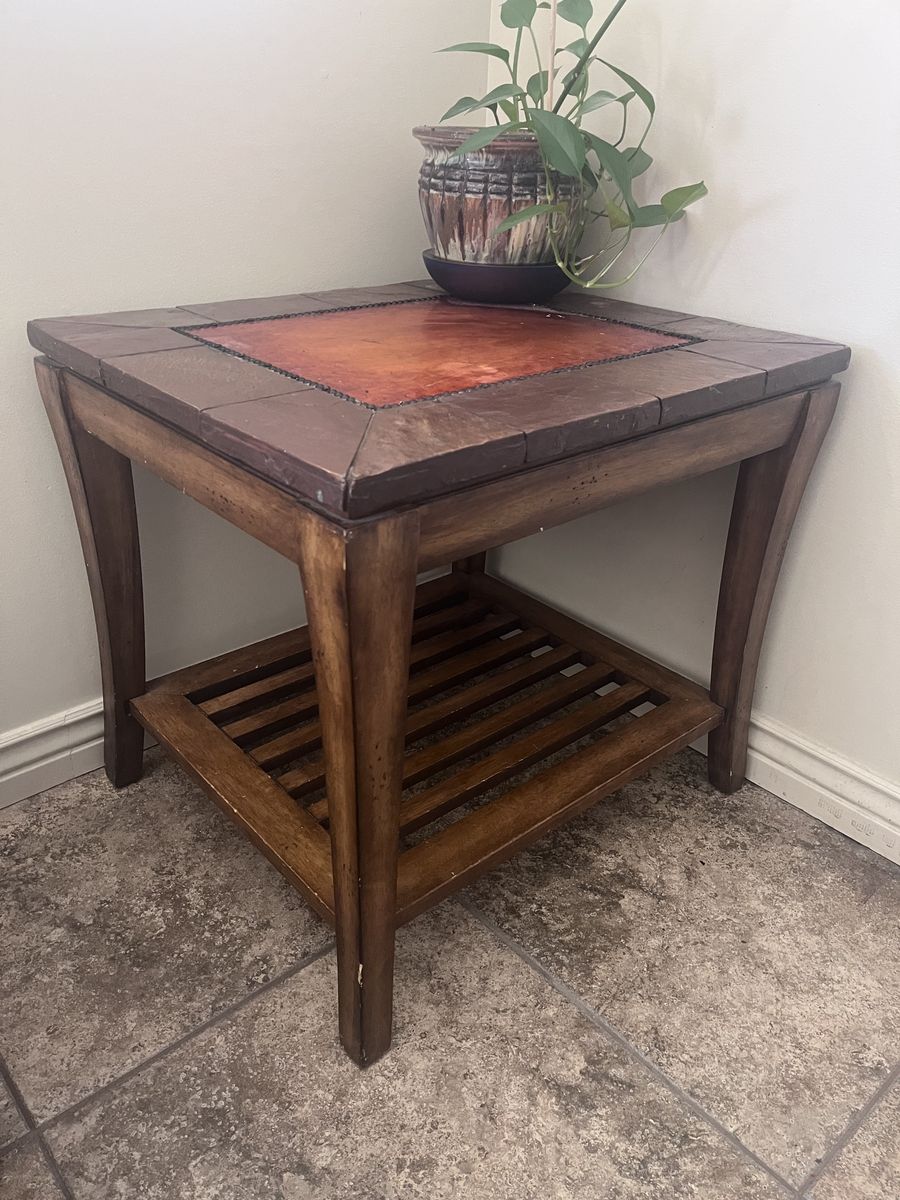 Beautiful en table statement piece