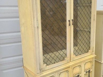 vintage kitchen light up hutch