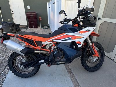 2023 KTM 890 Adventure R