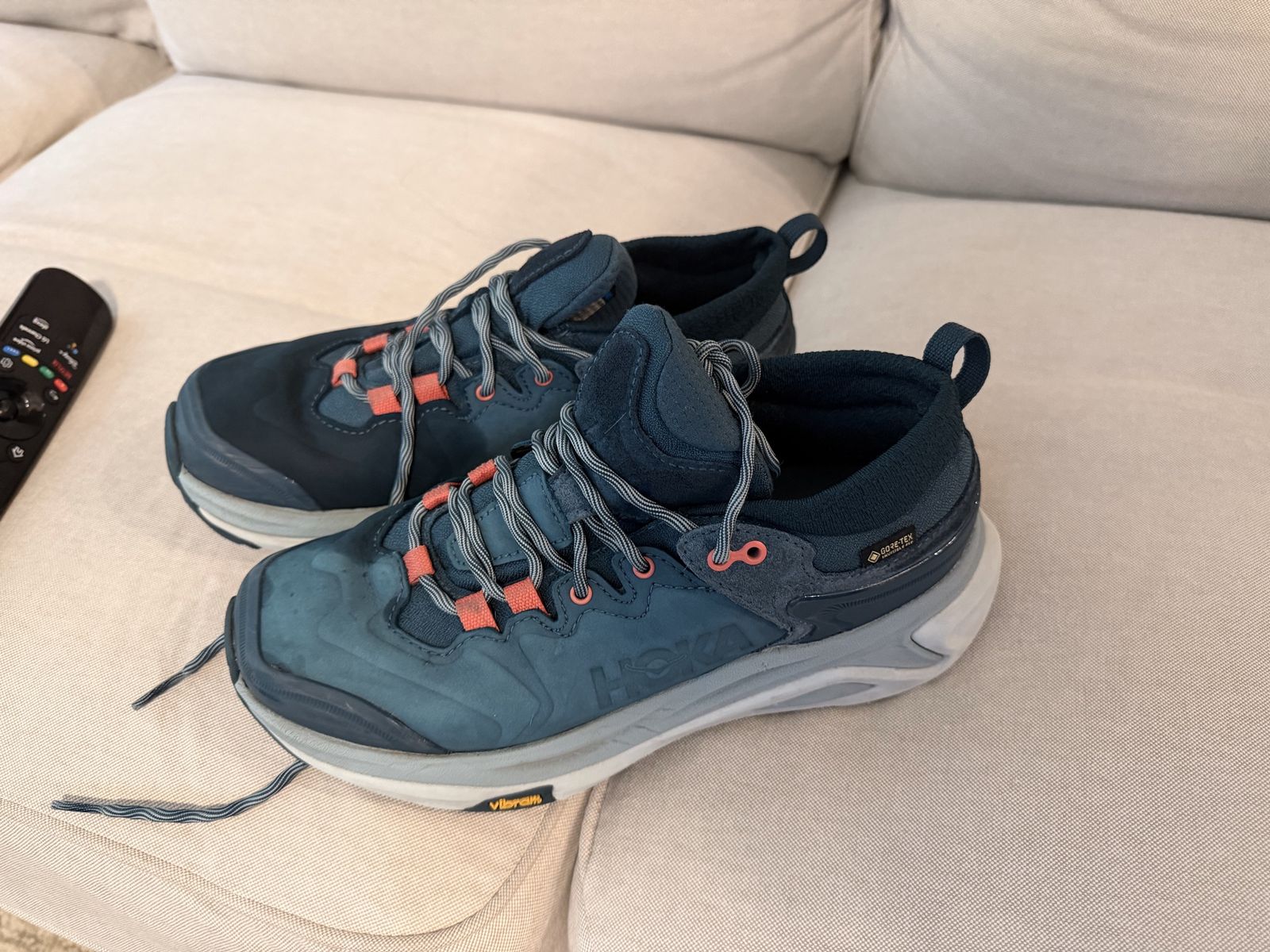 Hoka woman’s leather tennis shoes