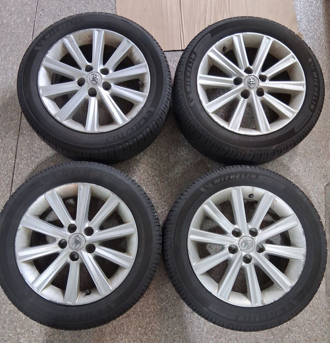 Michelin Defender 215/55R17 All-Season Tires (4) on Toyota OEM Silver 17" Alloy Wheels