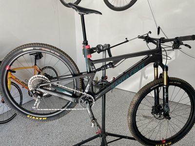 2020 Santa Cruz Blur carbon XL