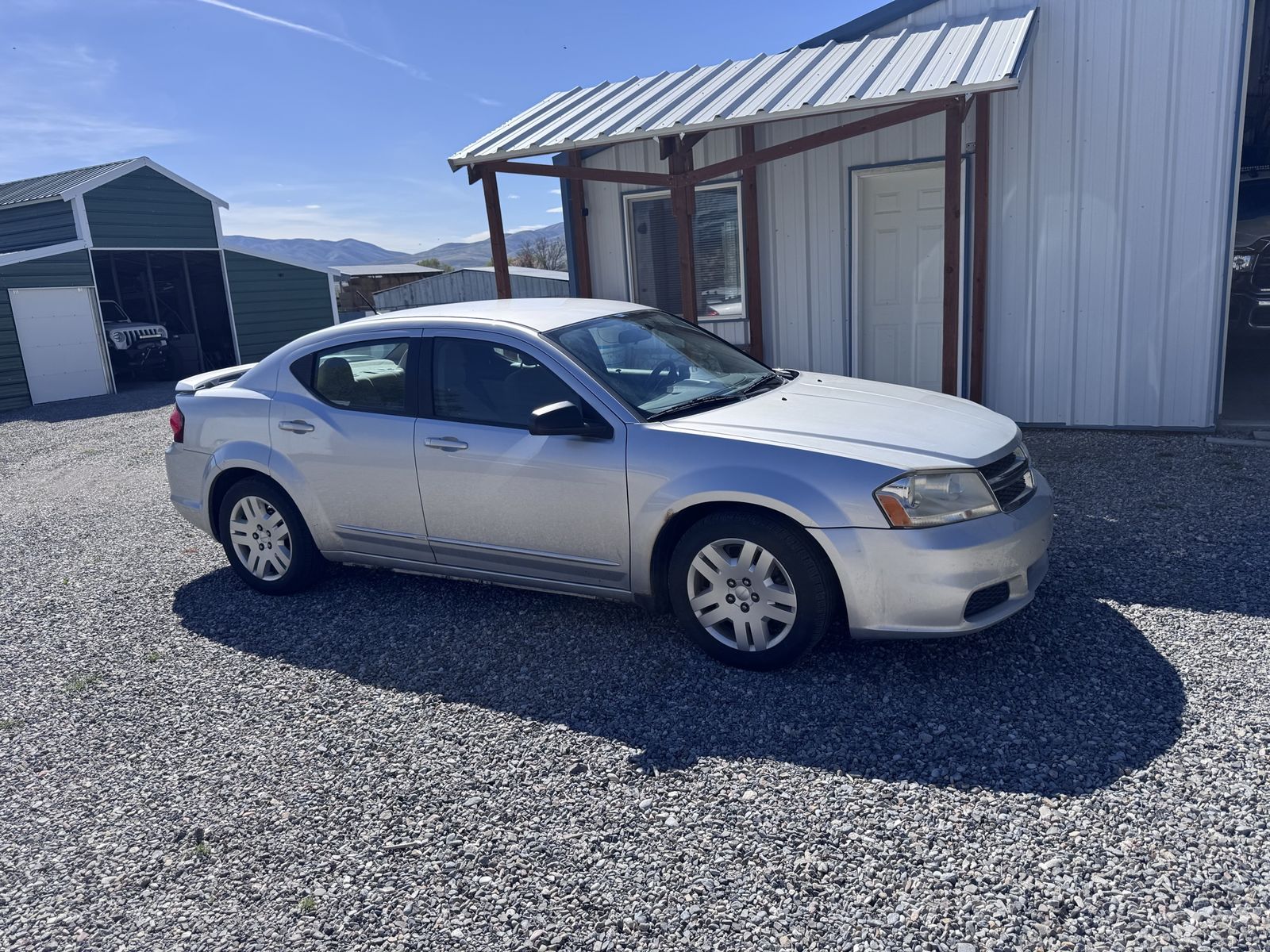 2012 Dodge Avenger SE