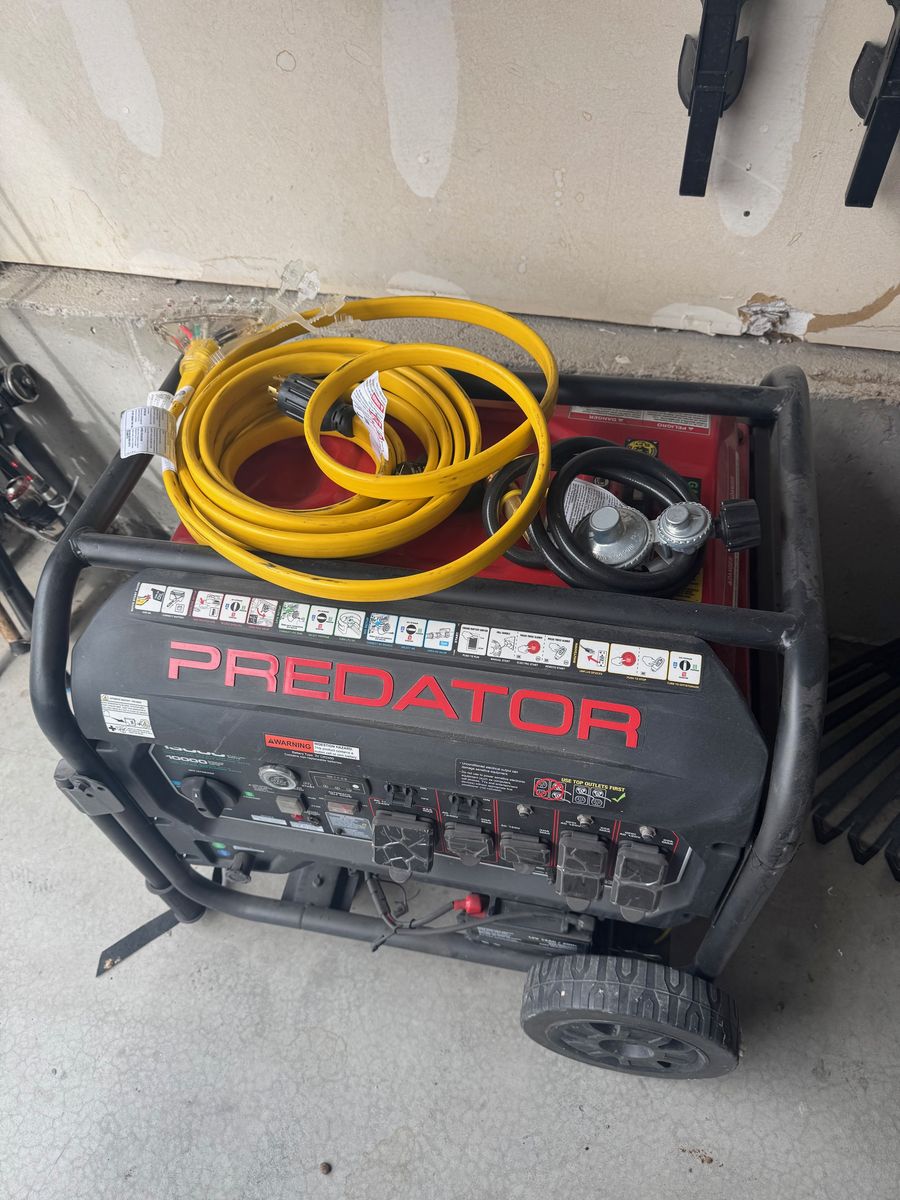 Predator 13000 Watt Generator