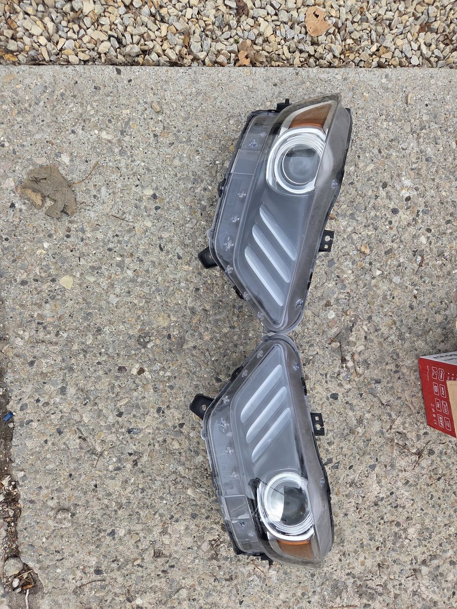 2015-2017 ford mustang headlights