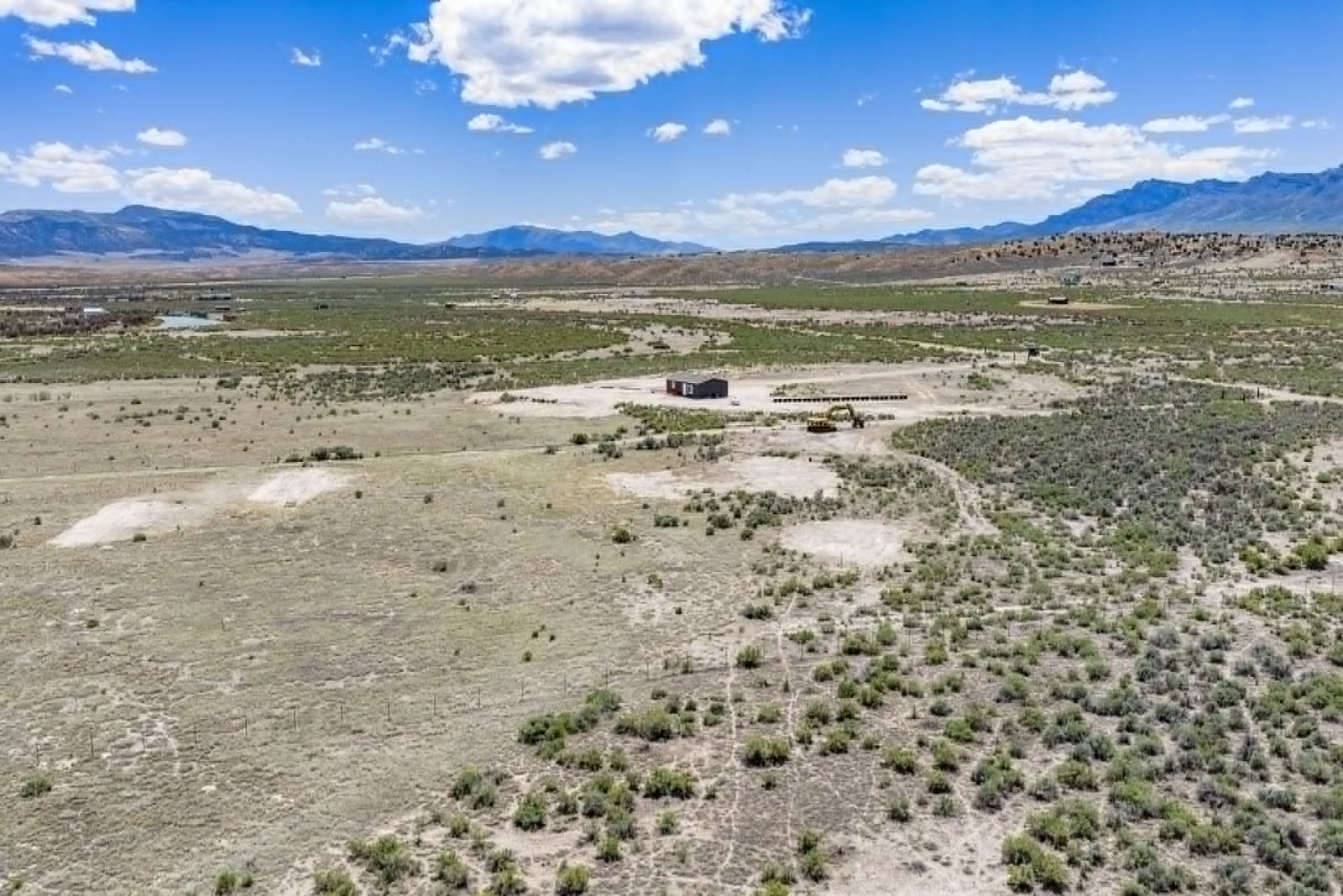 Main image 14