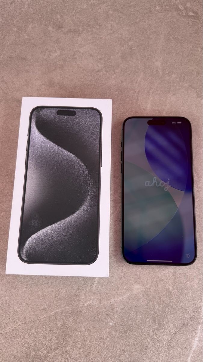 Apple iPhone 15 Pro Max 256GB Black Titanium - Unlocked