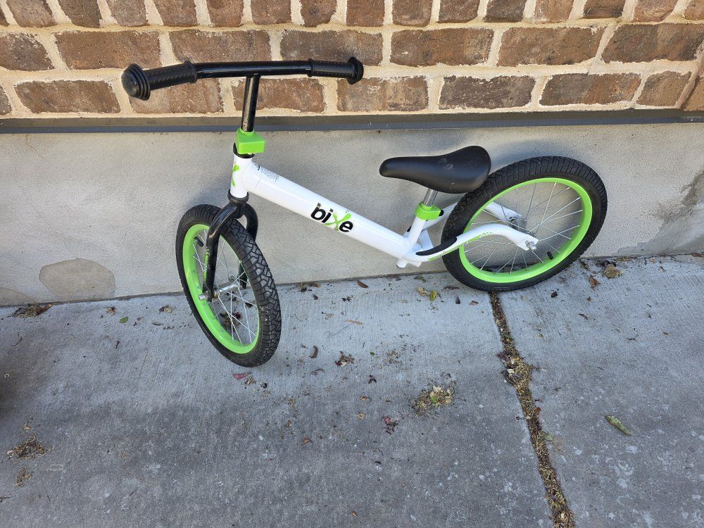 balance bike,  16in tires