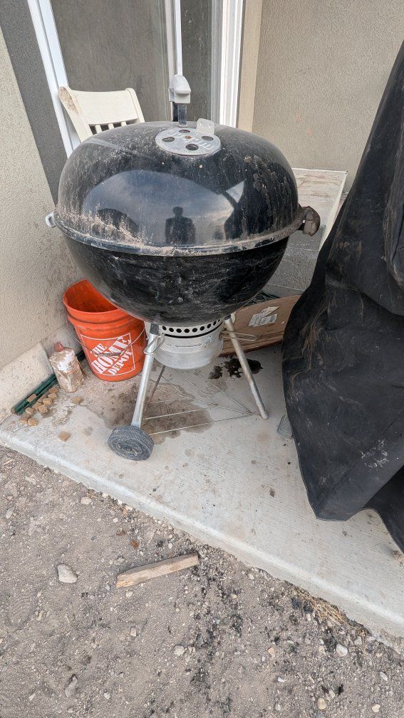Weber charcoal grill