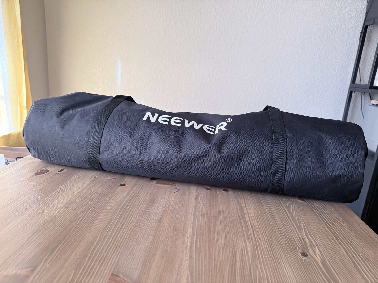 Neewer clamshell reflector