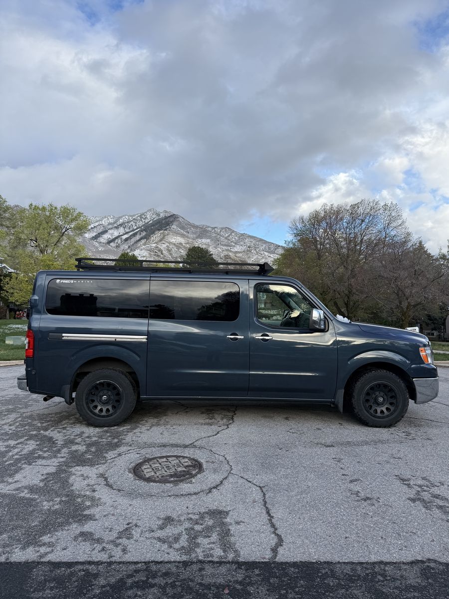 2017 Nissan NV 3500 HD SL