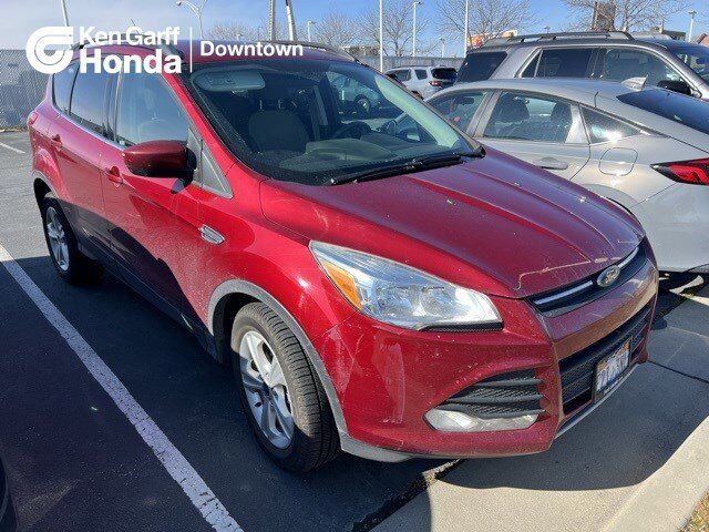 2016 FORD ESCAPE SE