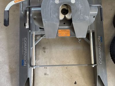 BW Companion 5th Wheel Hitch Slider