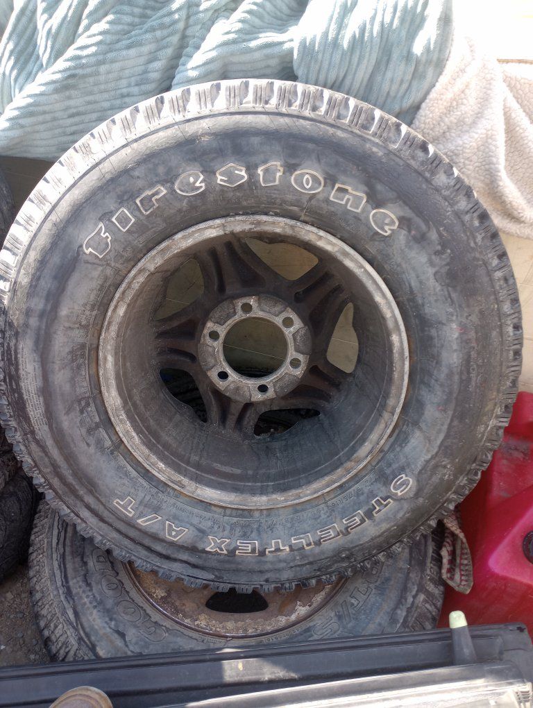 Used Truck/SUV Tire - Good Tread Depth (Penny Test Approved)