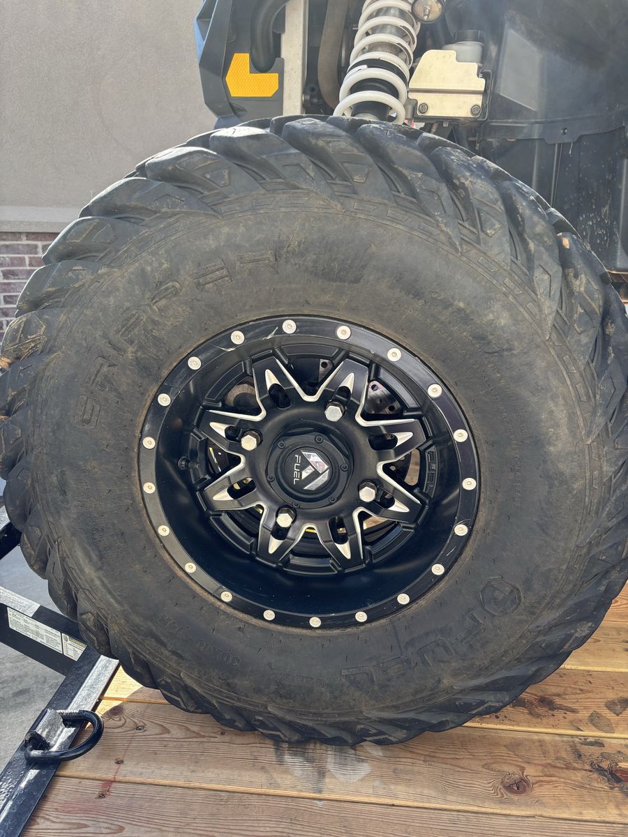 Fuel wheels and tires 30x10x14R