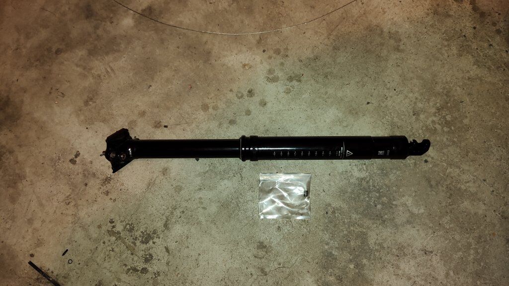 Excellent Condition Tranz X 150mm dropper post