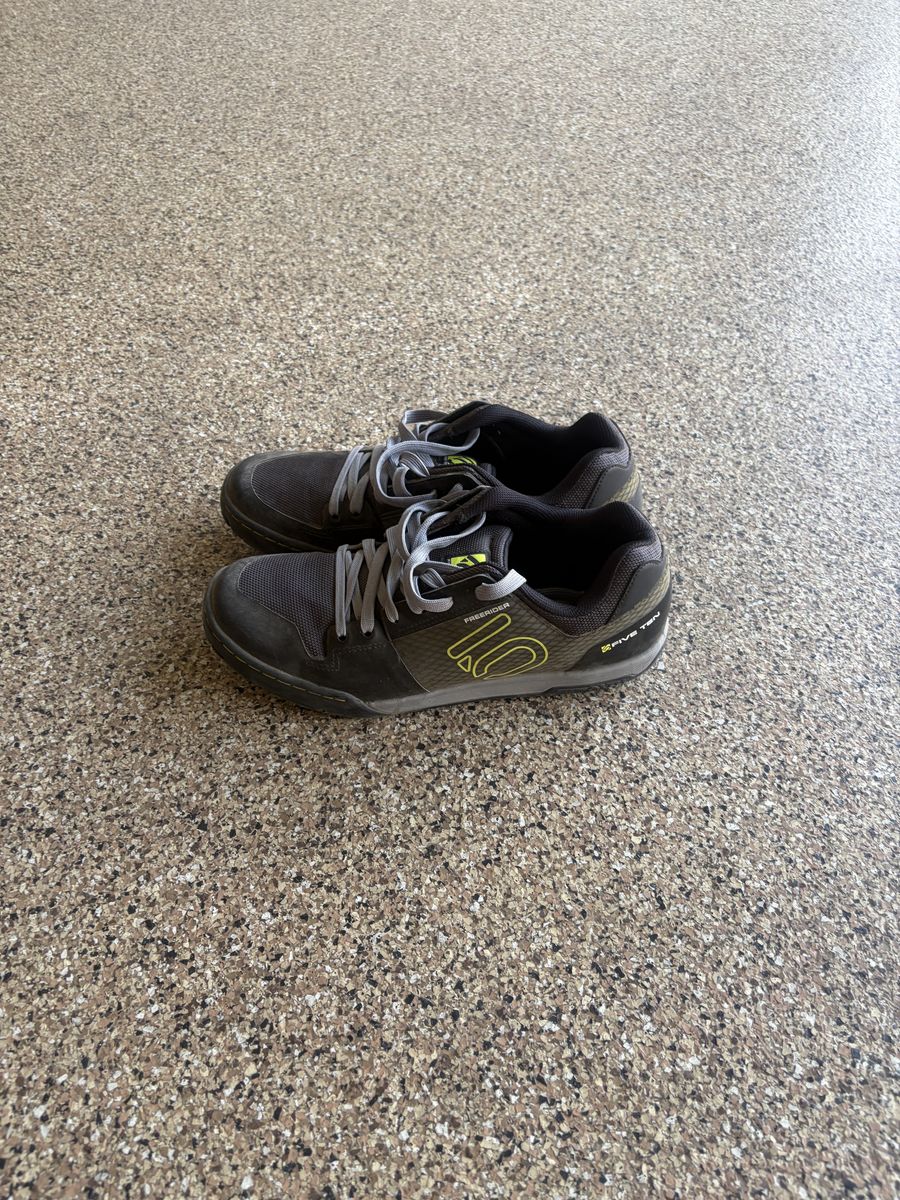 Five Ten Freerider Mountain Bike Shoes Men's Size 12