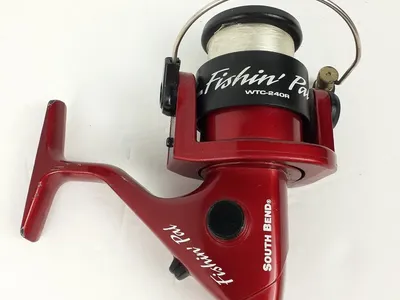 South Bend Fishin Pal Model WTC-240R Fishing Reel 4.8:1 Gear Ratio Red, 5.5' Pole
