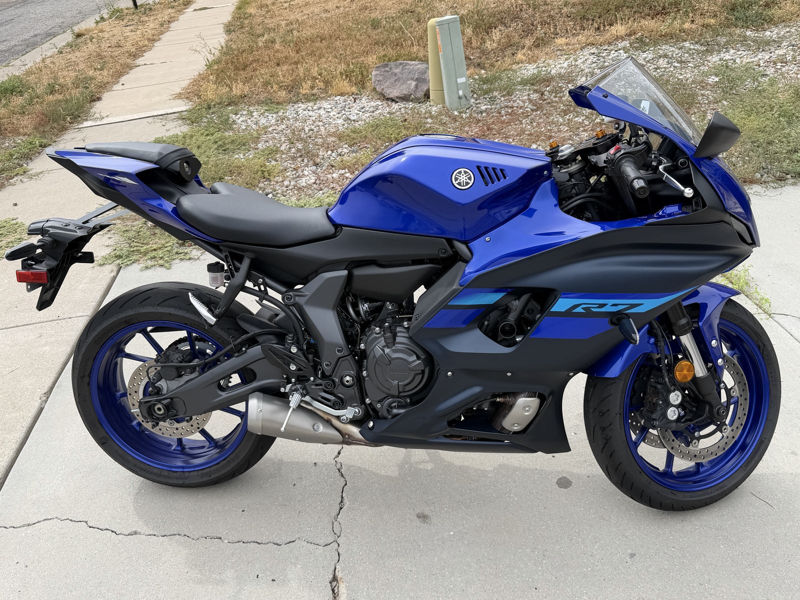 2024 Yamaha R7