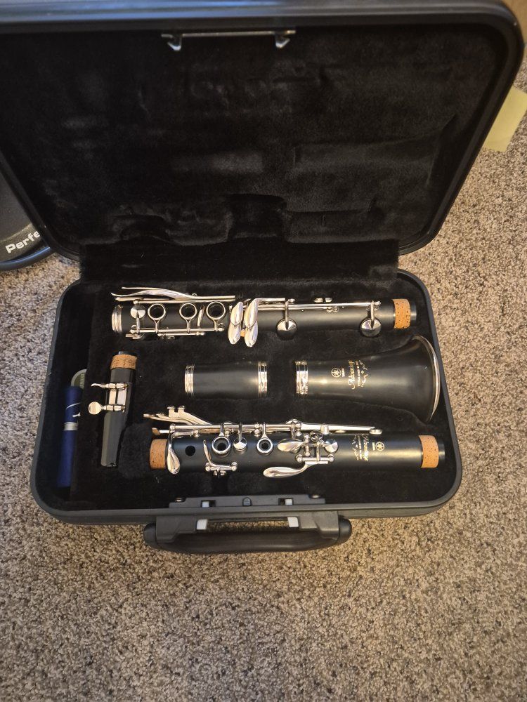 Yamaha Advantage Clarinet with Warranty 
